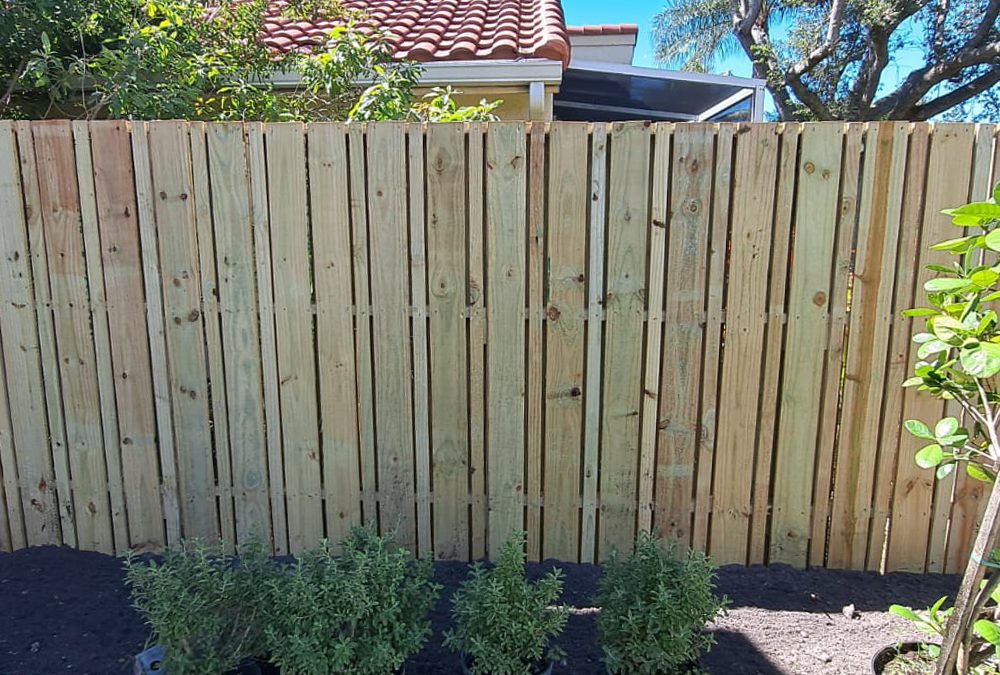 Plantation, FL – 6′ Shadowbox Wood Fence with Presidential Strips – After Photos
