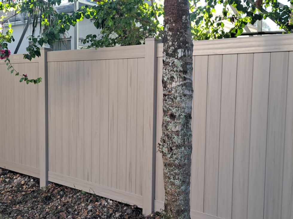 Vinyl/PVC Fences by Exclusive Custom Fence & Repairs South Florida