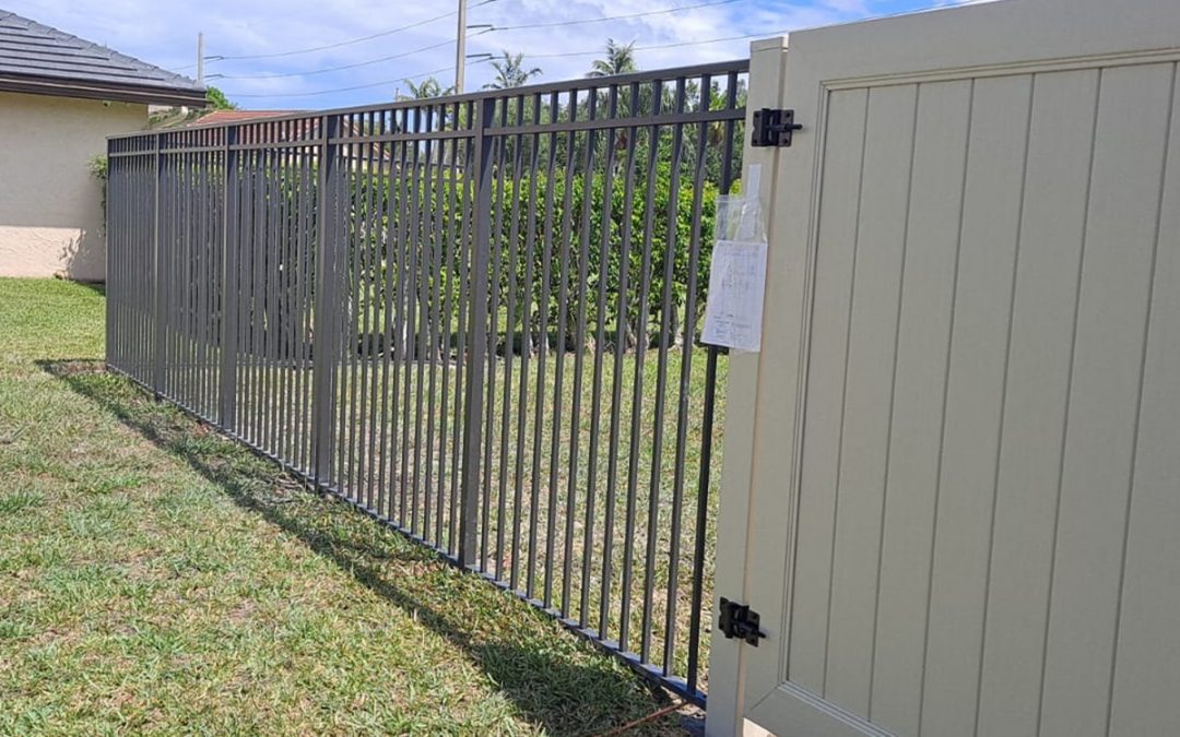 Tan PVC/Vinyl Fence & Gate and WR1 Mechanical Aluminum Fence – Davie, FL Shenandoah Community