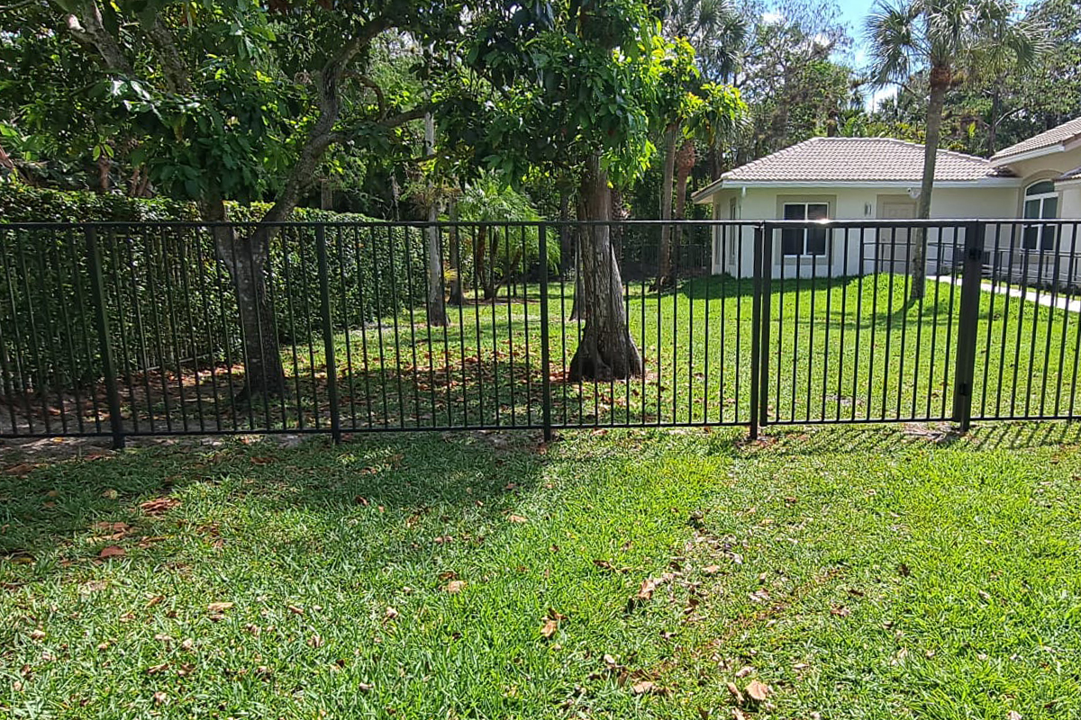 Check Out Our Recent Mechanical Aluminum Fence Installations! South