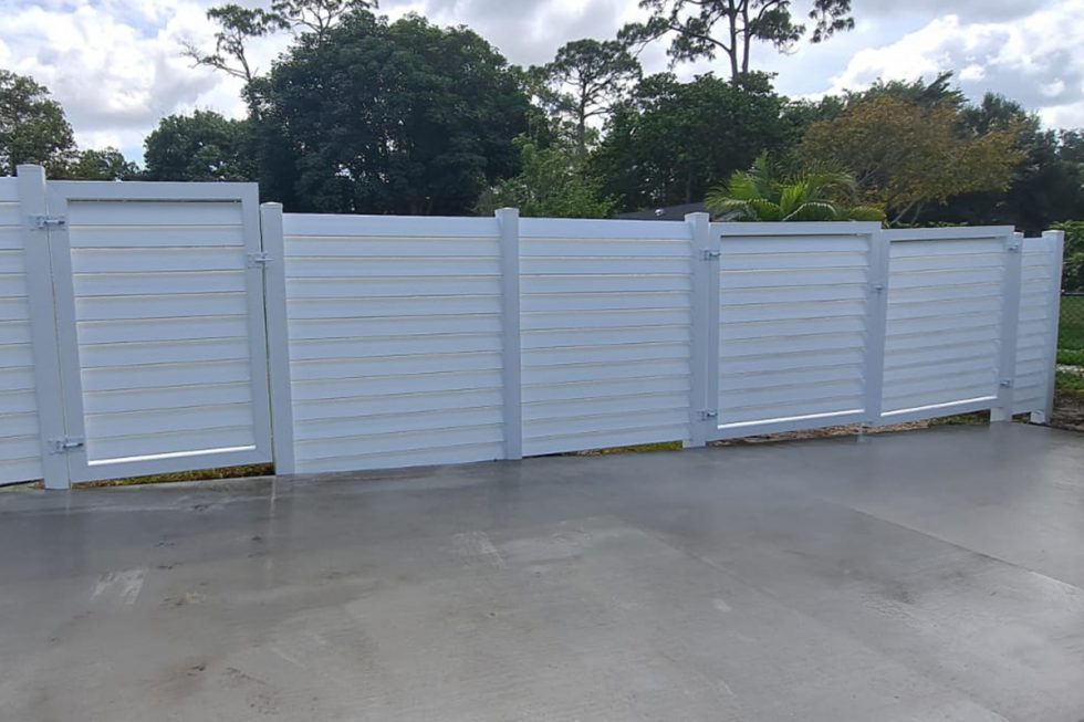 Check Out Our Recent PVC/Vinyl Fence Installations! South Florida