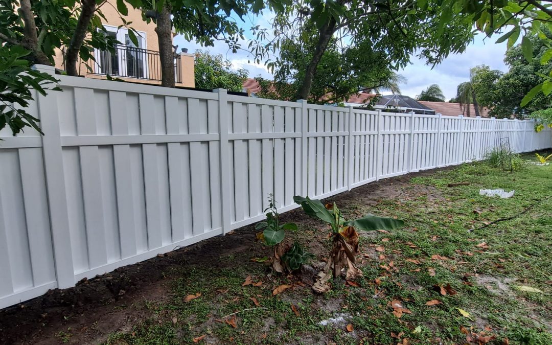 Shadowbox PVC/Vinyl Fence Installation – Margate, FL