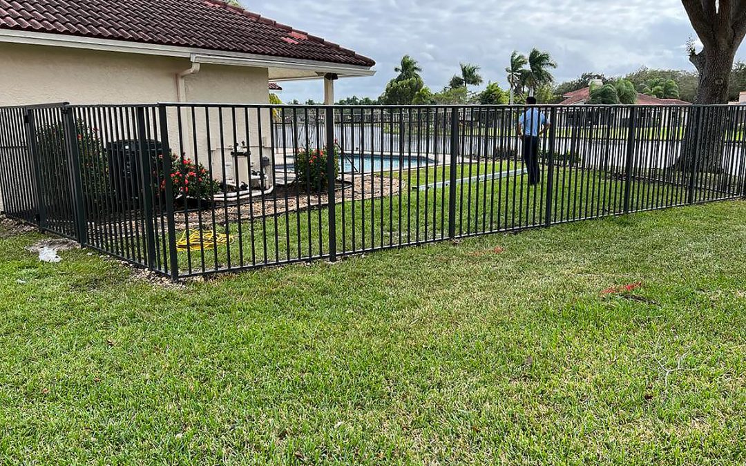 Mechanical Aluminum Fence Installation – Aluminum Fence Installation – Fence Installation – Weston, FL
