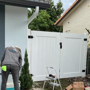 Vinyl Fence Installation