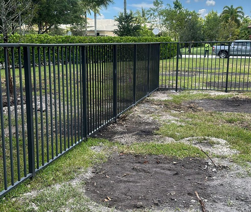 Fence Relocation – WR1 Mechanical Aluminum Fence – Aluminum Fence – Residential Fence