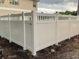 Stake Accent PVC Privacy Fence with CF10 Mechanical Aluminum Gate